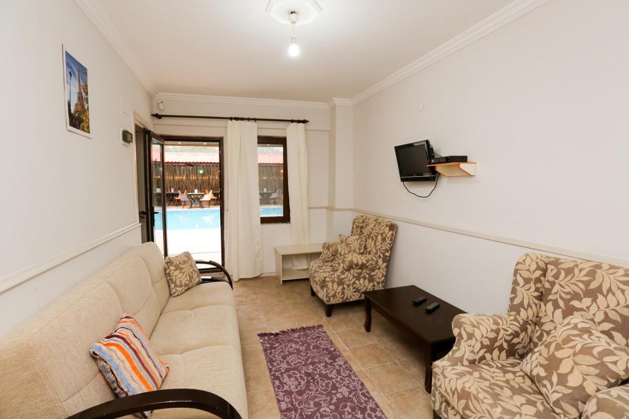 Dalyan M Otel Екстер'єр фото